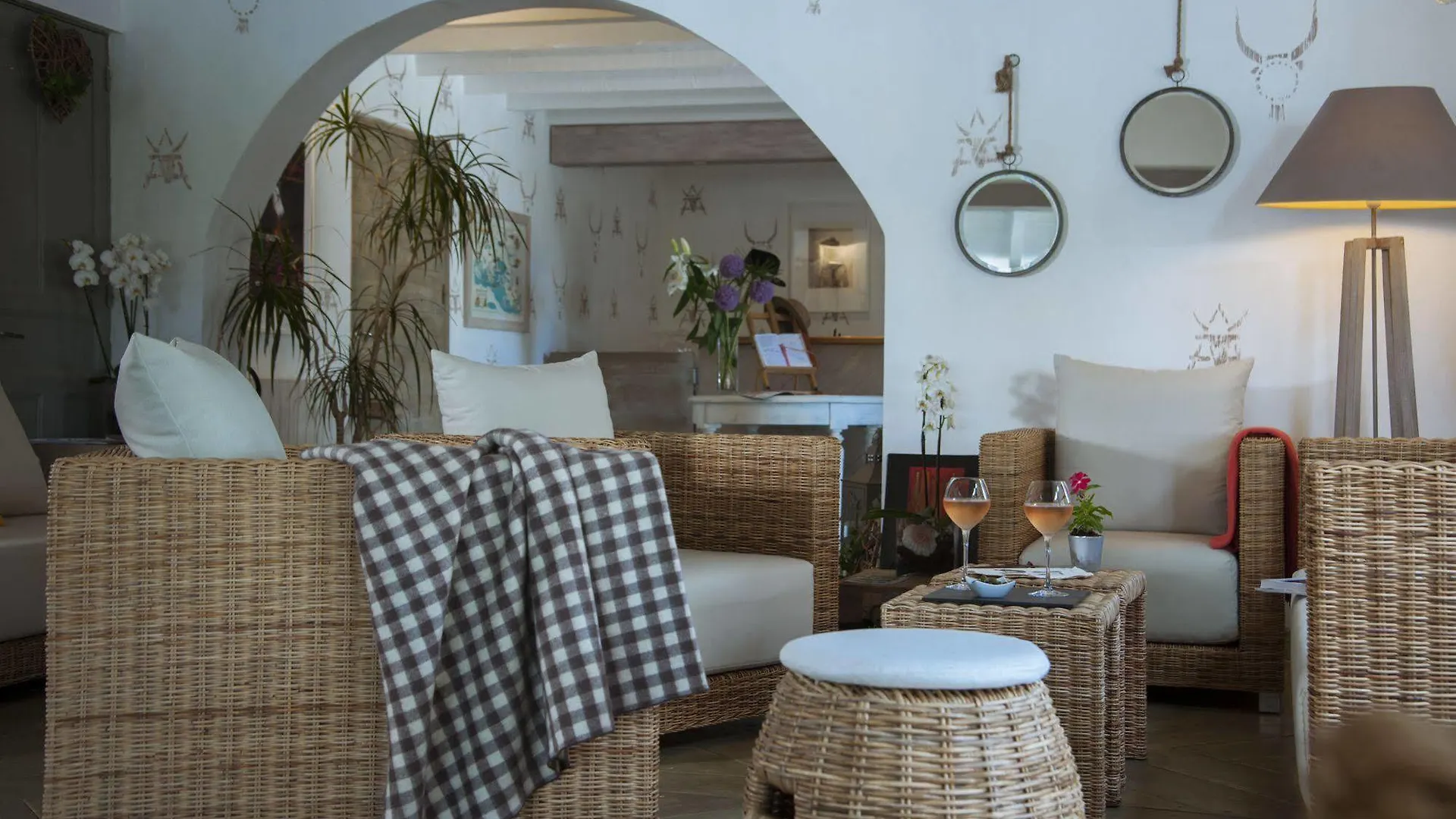 Hotel Restaurant Les Arnelles Saintes-Maries-de-la-Mer